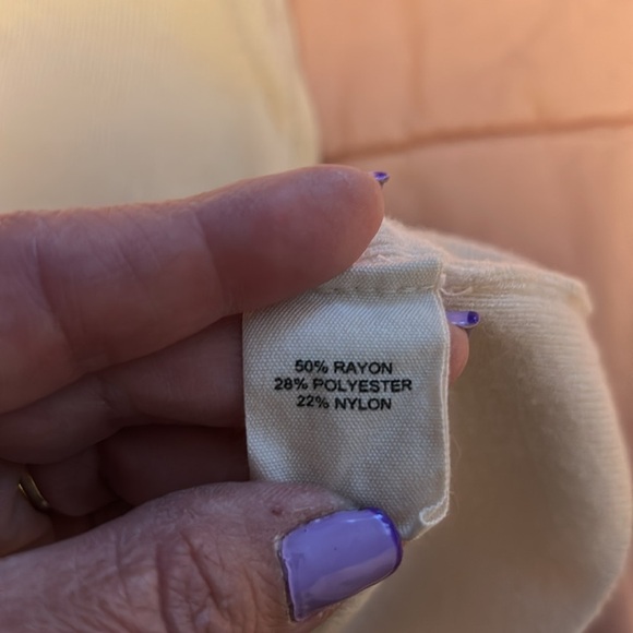 Marled Cream Sleeveless Women's Top - Picture 6 of 10